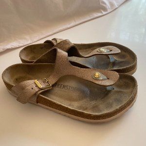 Birkenstock Gizeh Gold Sandal Size 39